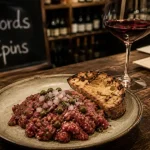 Pépins, restaurant bar à vin paris : tartare et accords mets-vins.